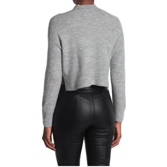 Elodie Women's Long Sleeve Mock Neck Ribbed Crop Sweater in Heather Grey XLarge - Picture 2 of 4